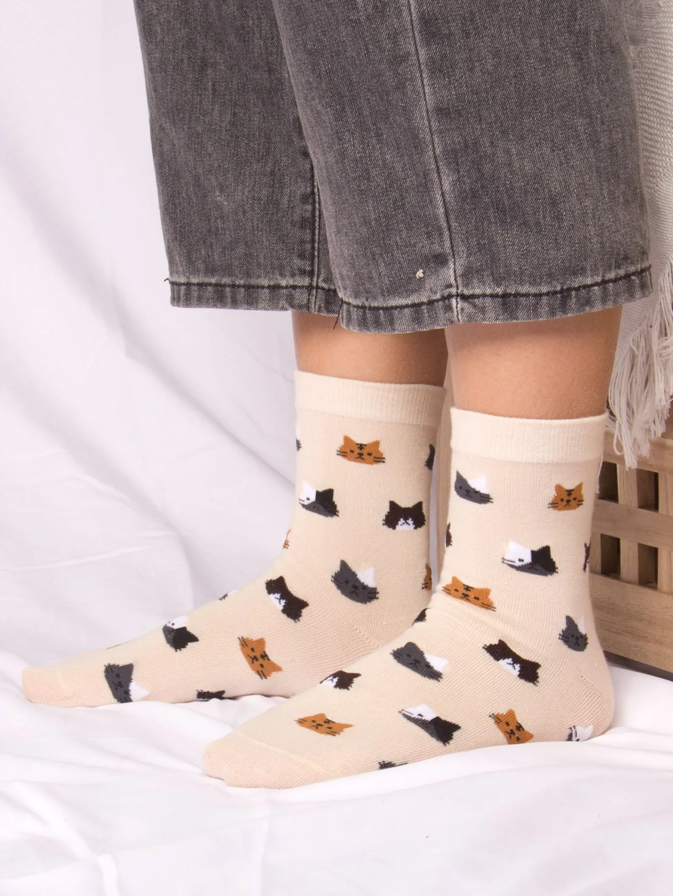 All Over Cat Pattern Crew Socks Funny Socks for Women Novelty Socks Funky Socks