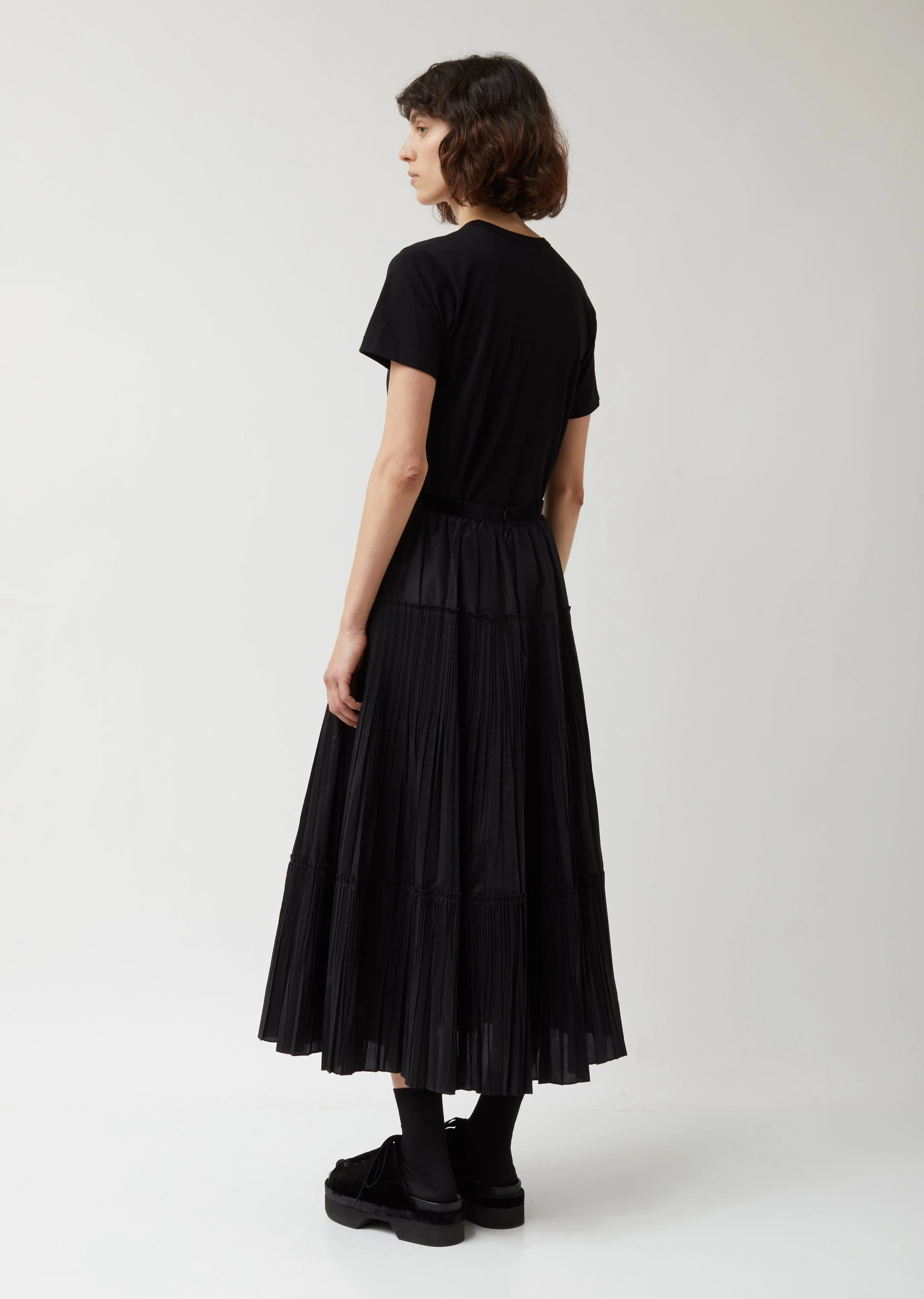 Max Pleat Skirt