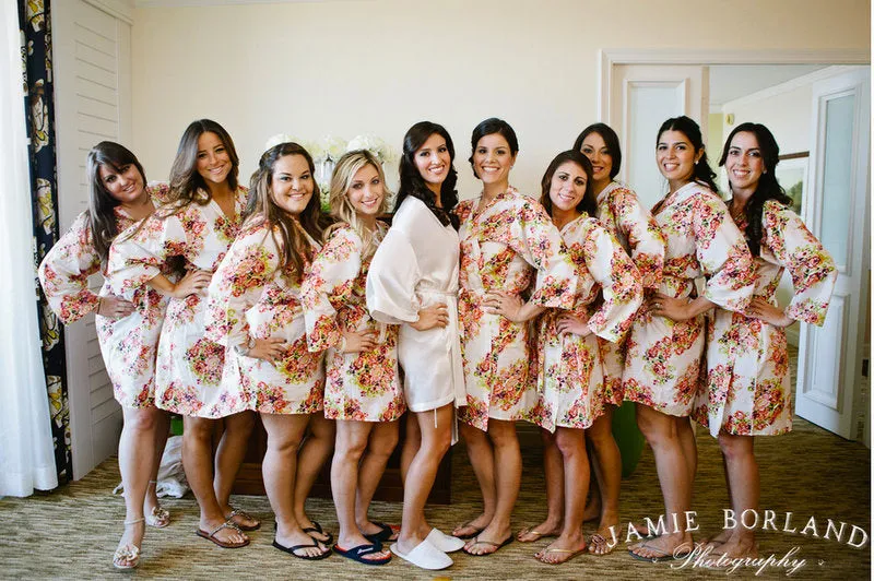 WHITE FLORAL POSY ROBES FOR BRIDESMAIDS | GETTING READY BRIDAL ROBES